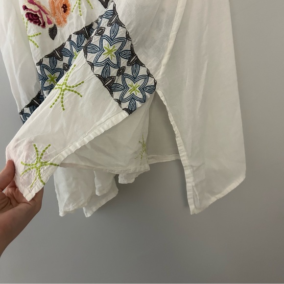Johnny Was Colorful Embroidered Flowy White Top - Picture 6 of 6